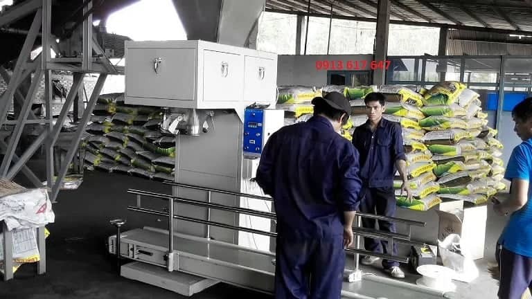 Dây chuyền sản xuất máy trộn, cân định lượng và đóng bao bả bột trét tường TBP