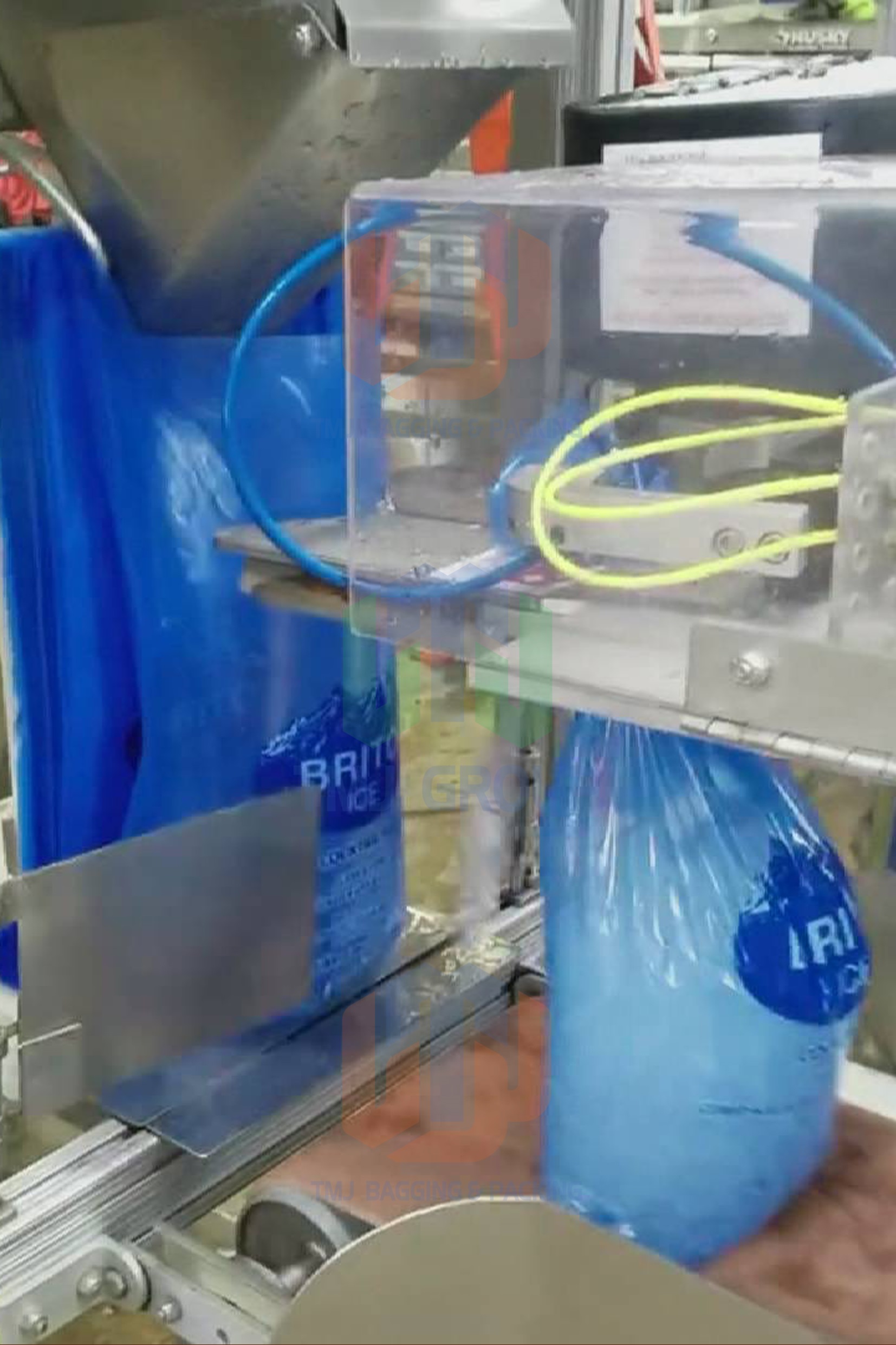 Máy đóng bao tự động nước đá viên