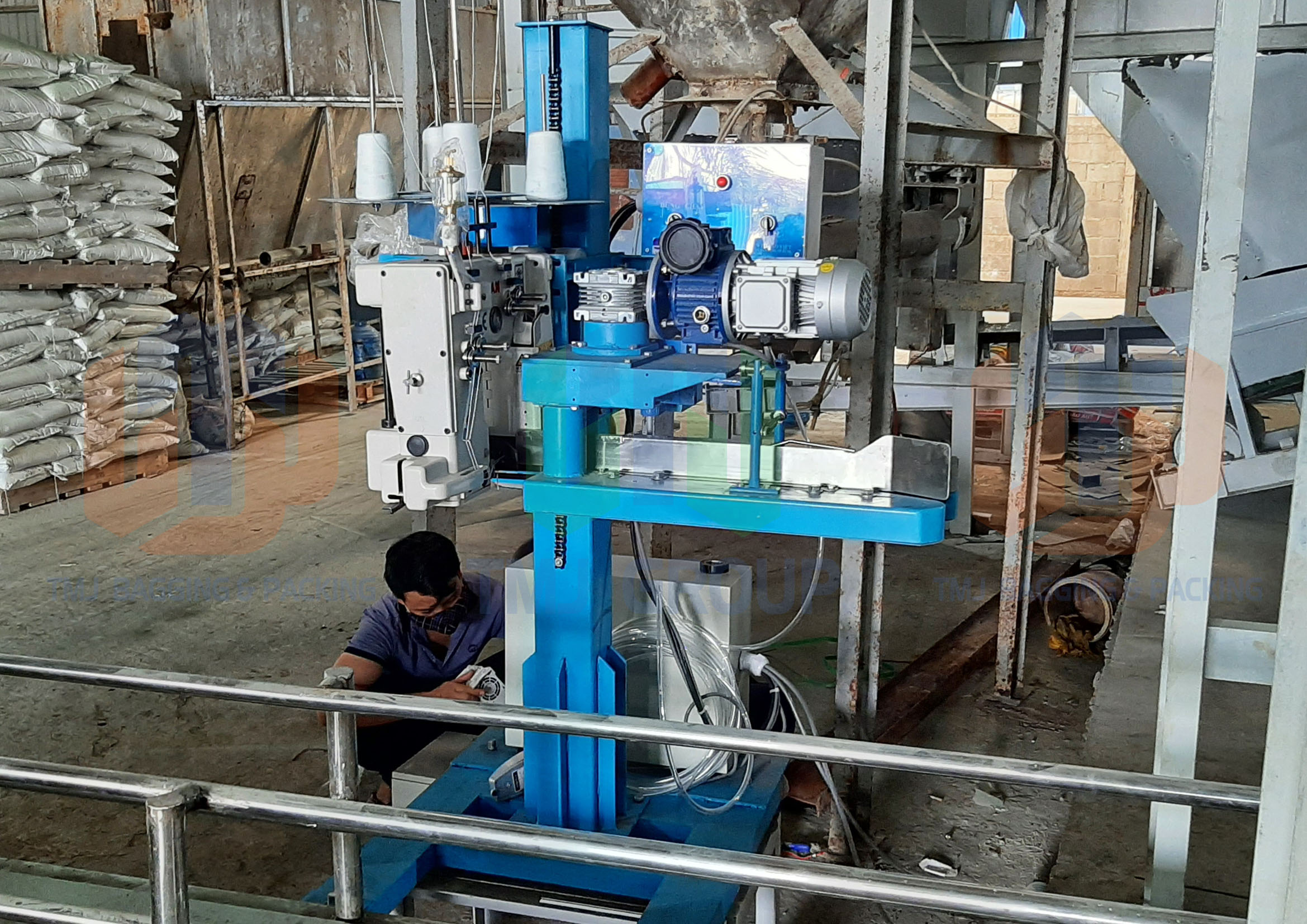 Máy gấp miệng bao loại ngắn