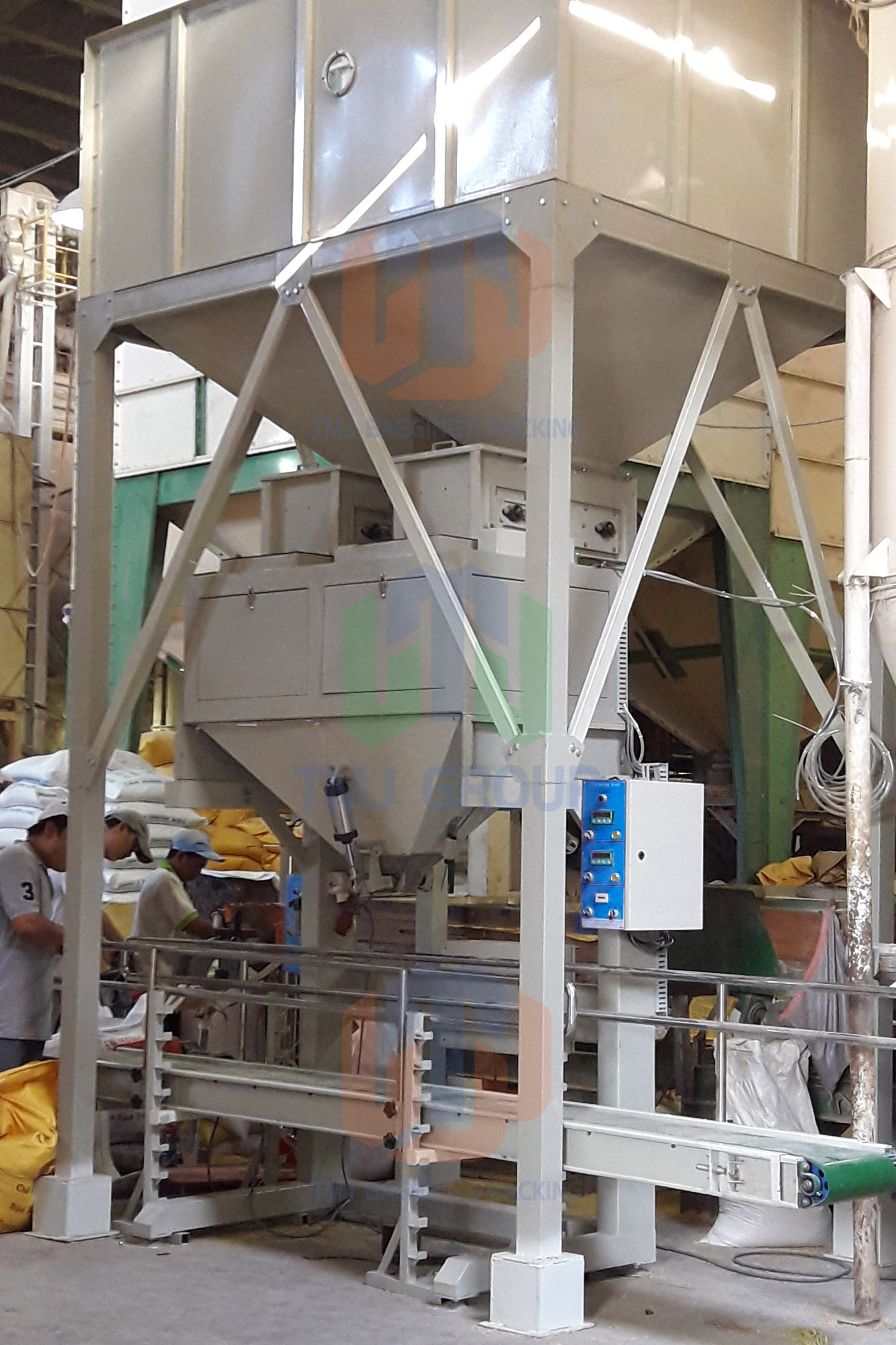 Máy cân đóng bao nguyên liệu dạng hạt và dạng bột