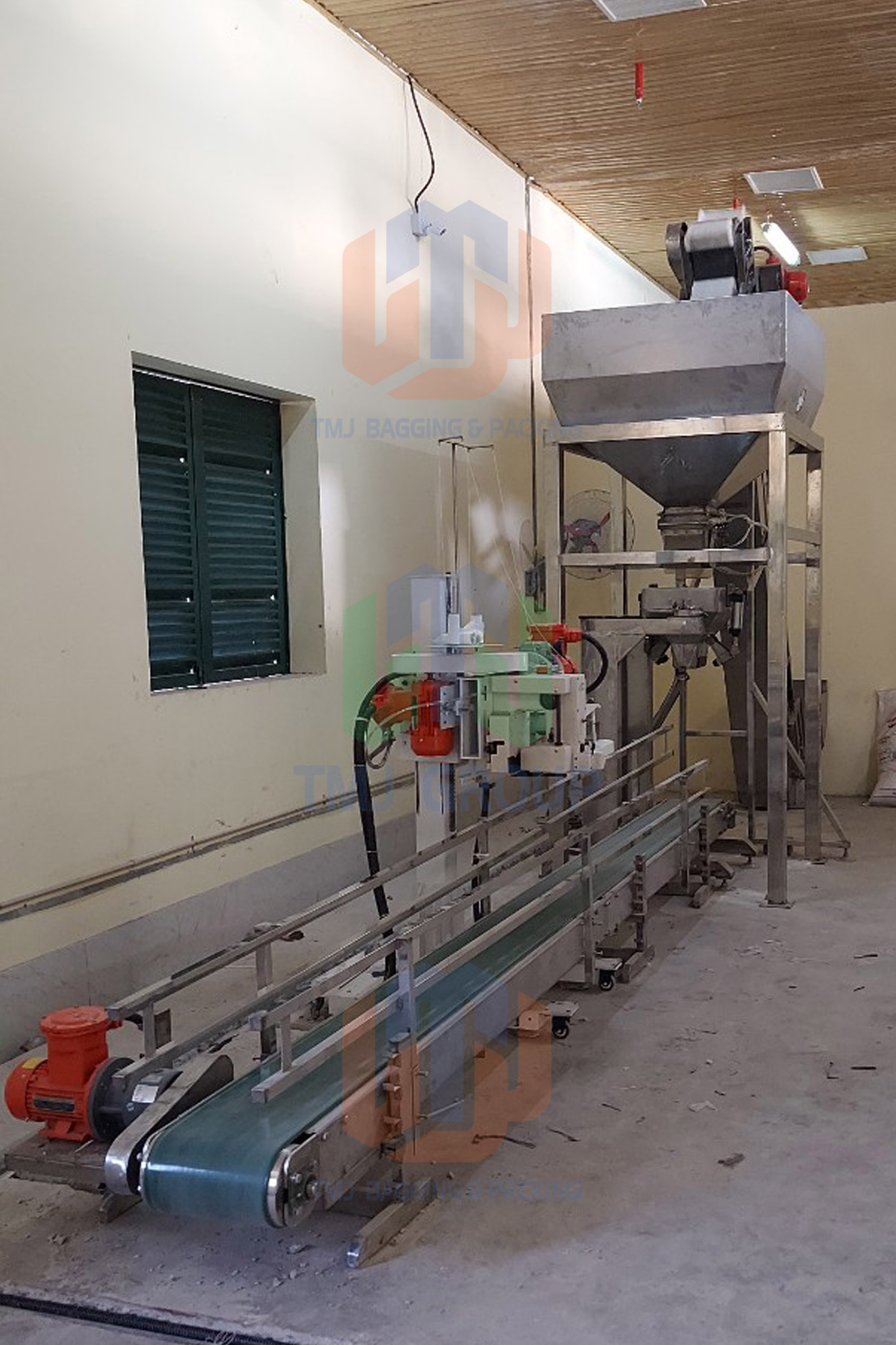 Máy cân đóng bao nguyên liệu dạng hạt công suất nhỏ