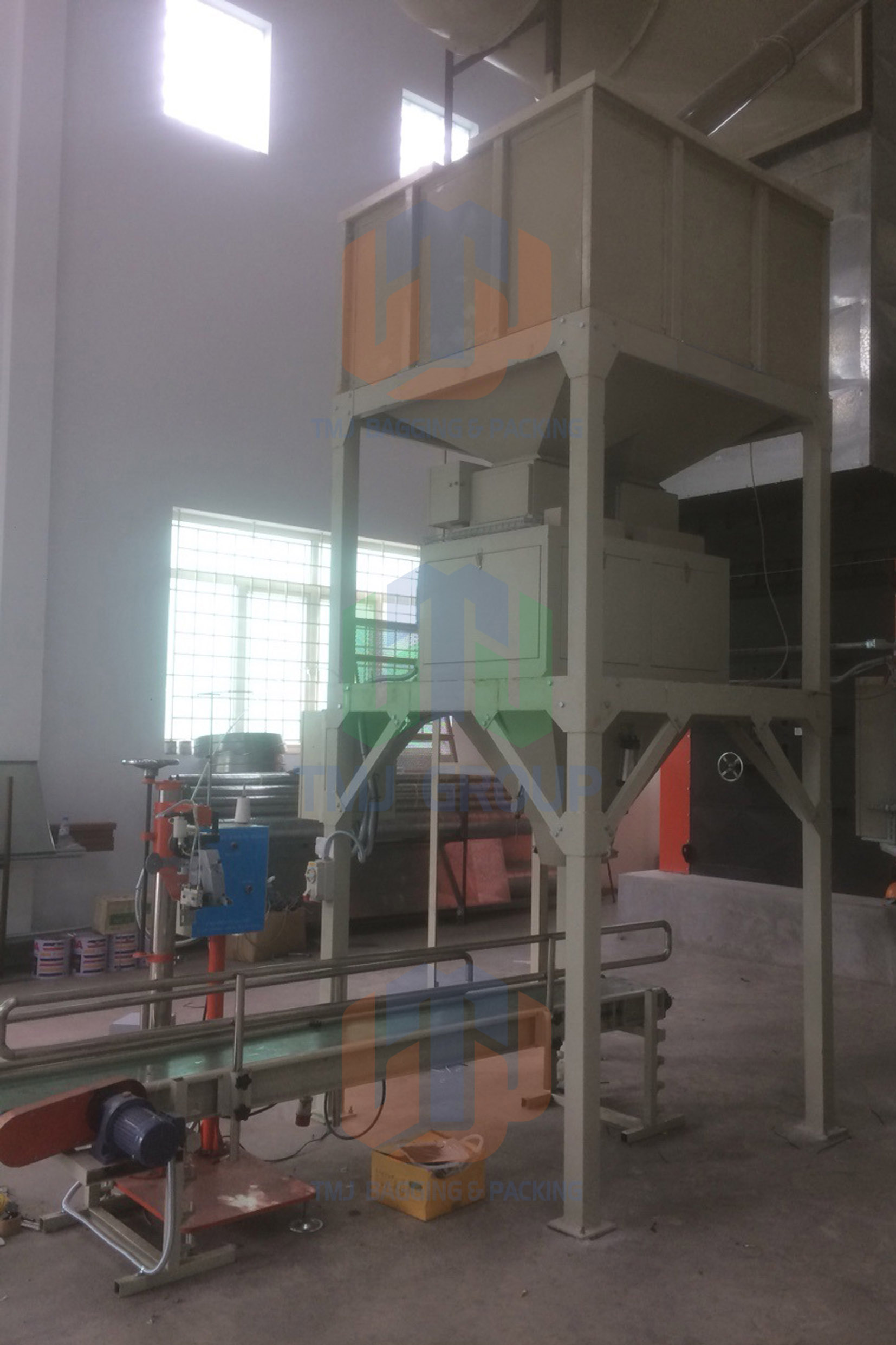 Máy cân đóng bao cám viên và nguyên liệu dạng hạt