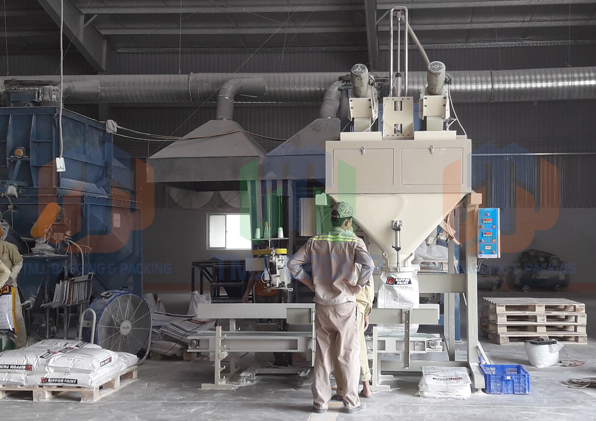 Máy cân đóng bao bột bả, keo dán gạch, vôi bột, có hút chân không