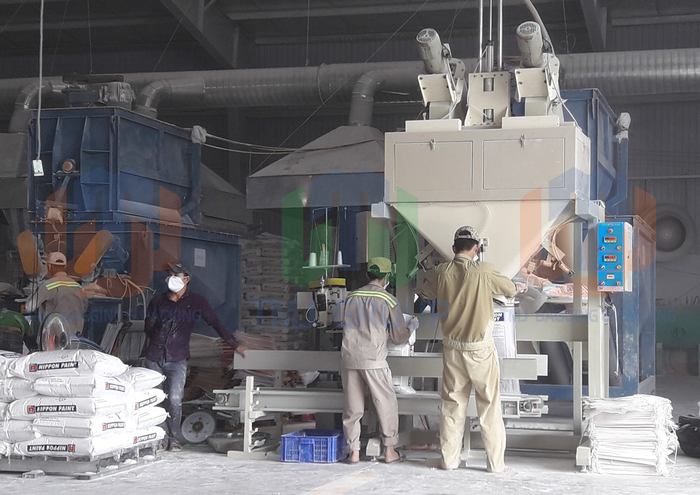 Máy cân đóng bao bột bả, keo dán gạch, vôi bột, có hút chân không