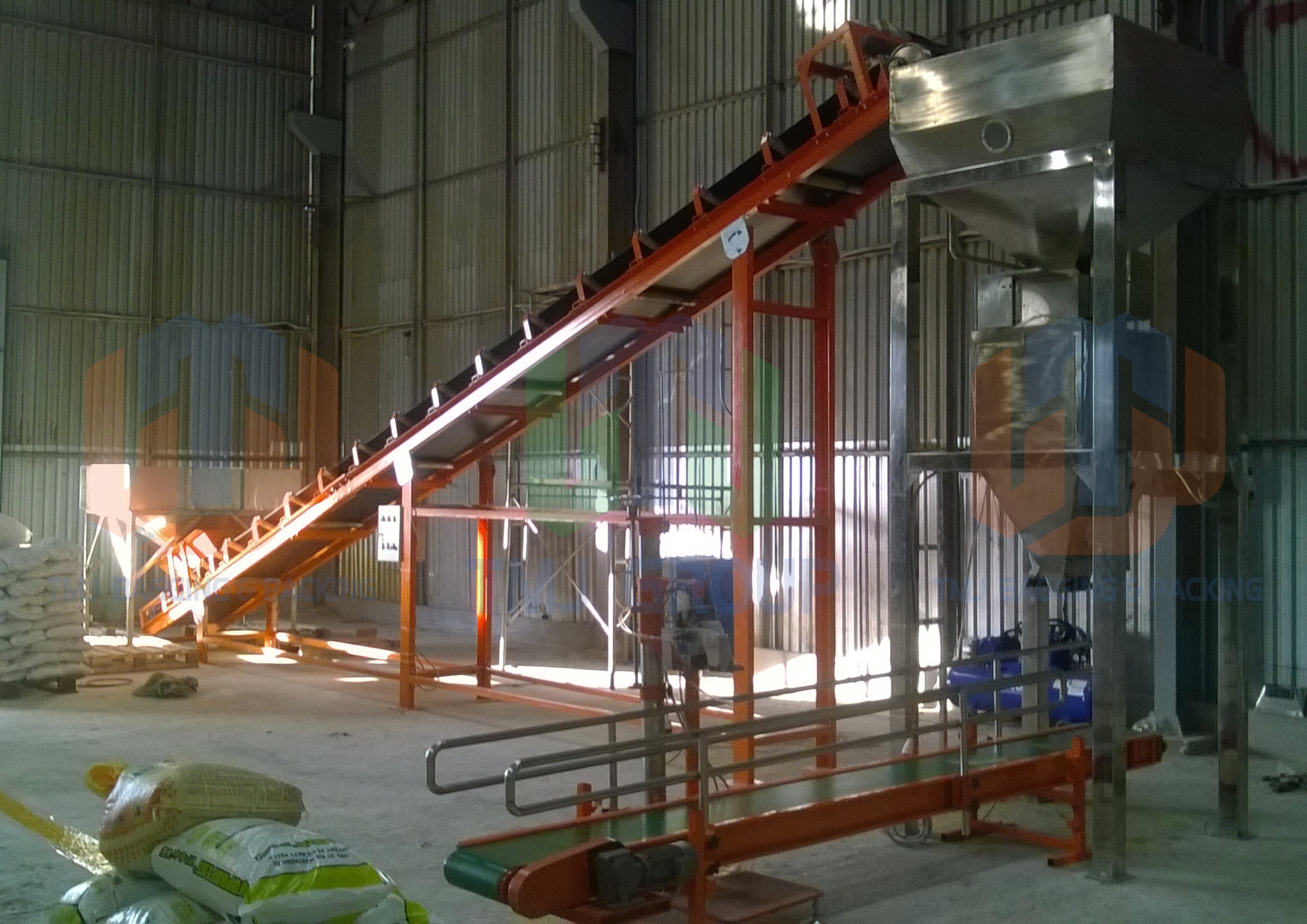 Máy cân đóng bao lúa gạo và các nguyên liệu dạng hạt