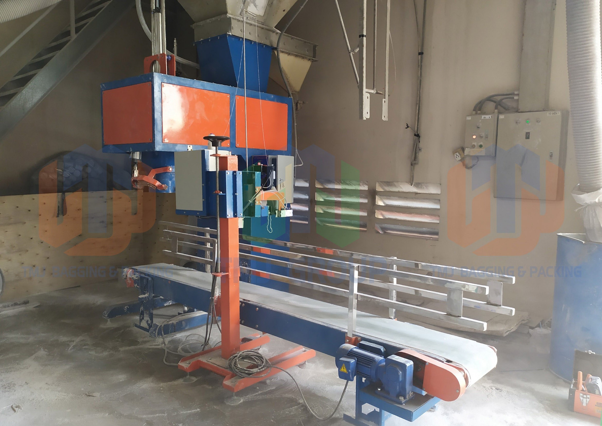 Máy cân đóng bao bột bả, bột thạch cao, bột đá, có hút chân không